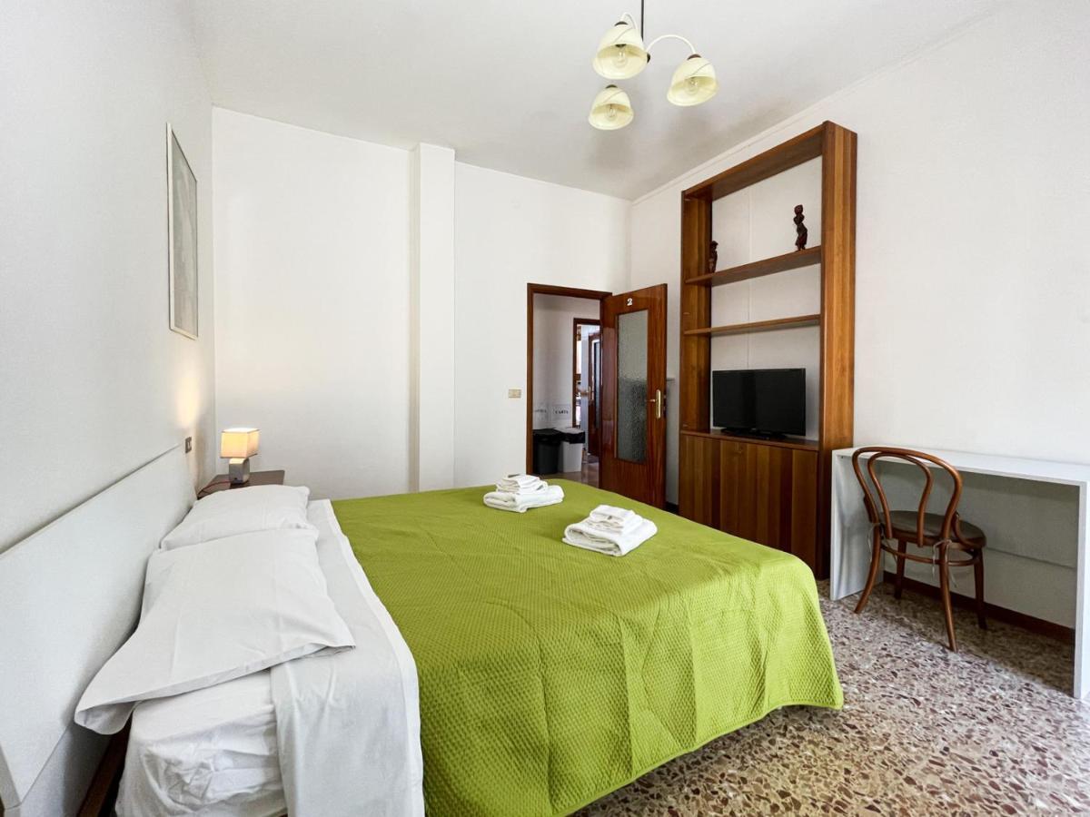Готель Casa Gramsci - Affitti Brevi Italia Модена Екстер'єр фото
