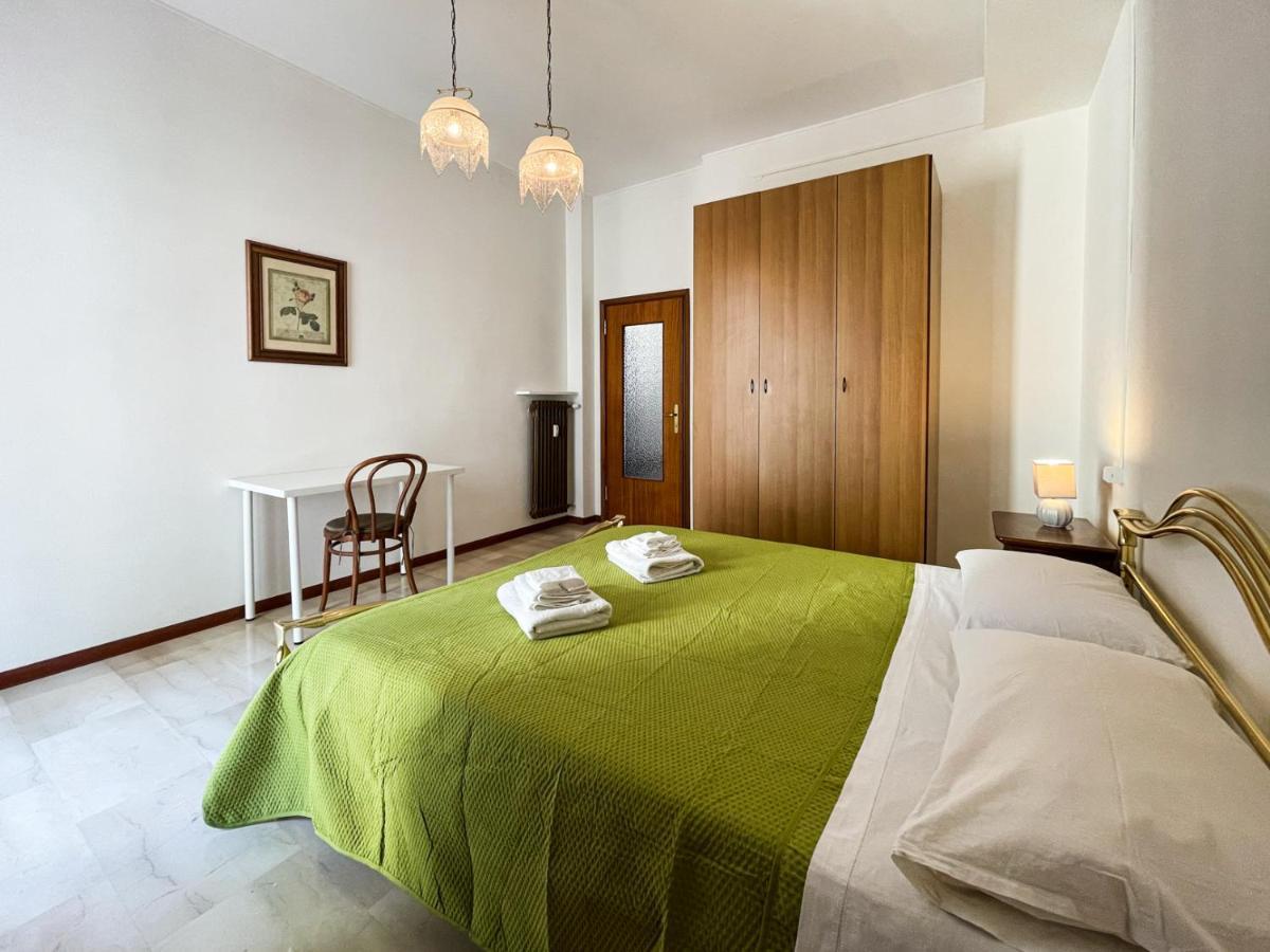 Готель Casa Gramsci - Affitti Brevi Italia Модена Екстер'єр фото