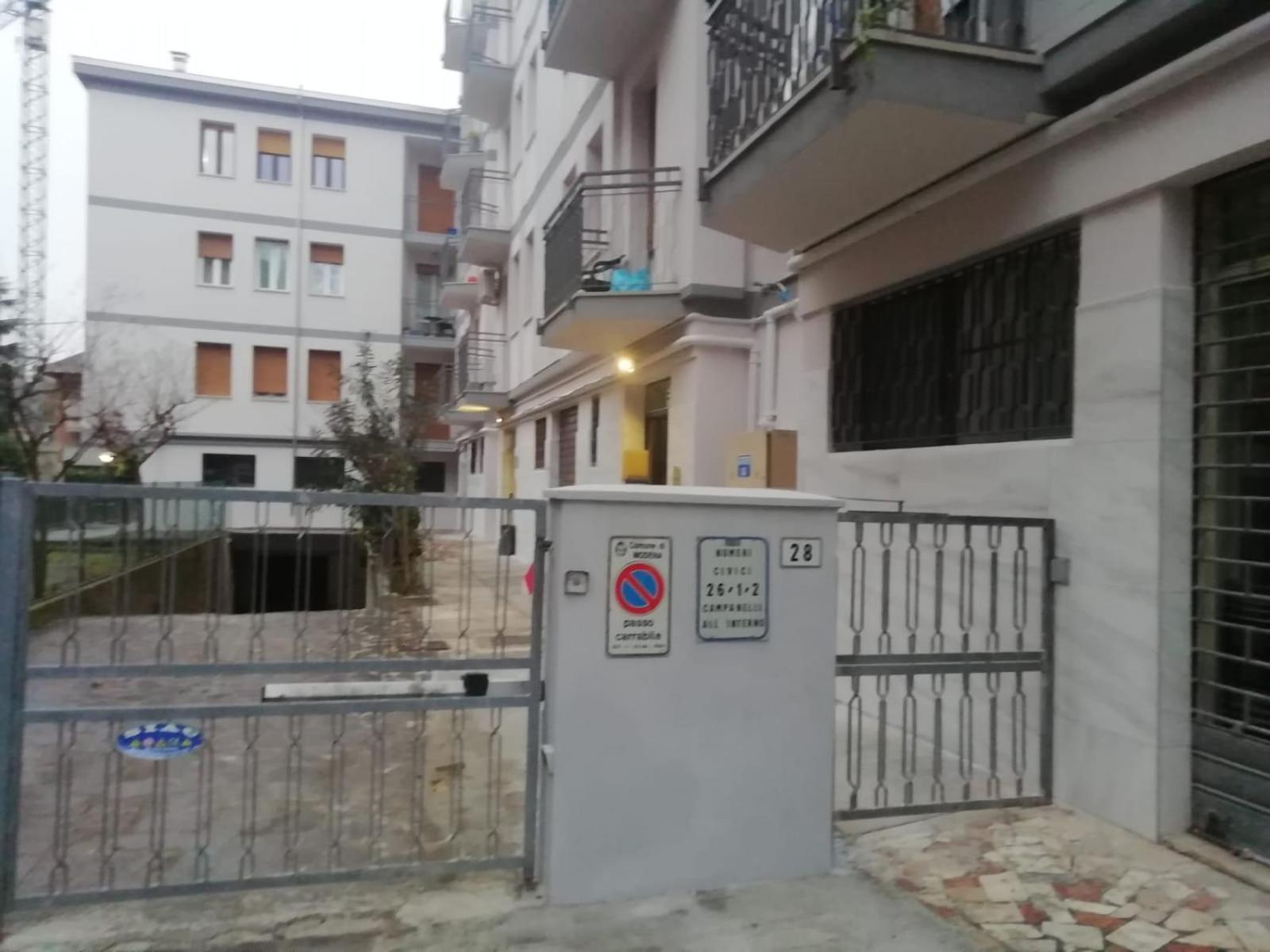 Готель Casa Gramsci - Affitti Brevi Italia Модена Екстер'єр фото